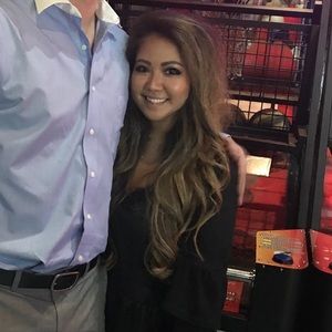 Meet your Posher, Jina